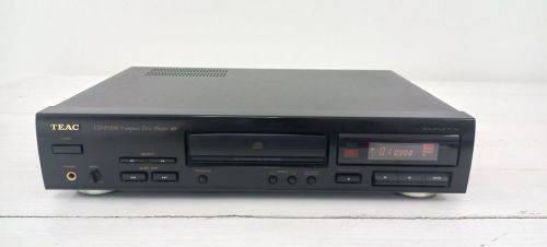 TEAC AG-780 AM/FM Stereo Receiver & TEAC CD-P1100 Compact Disc Player + TEAC Remote