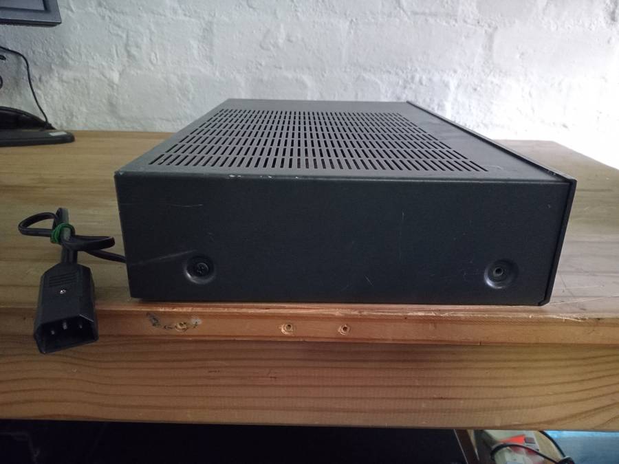 NAD 3020i Stereo Amplifier