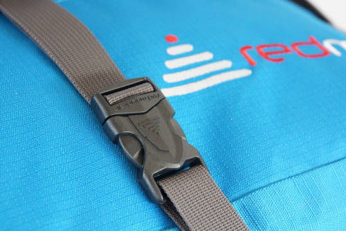 Red Mountain Cargo Bag Sports Bag Travel Bag Duffel Bag Cargo 50 Water Resistant Free Shipping.