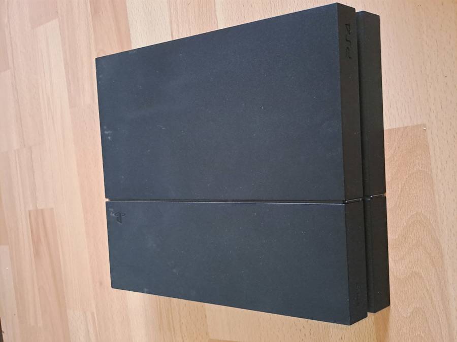 Sony Playstation 4. GOOD CONDITION!