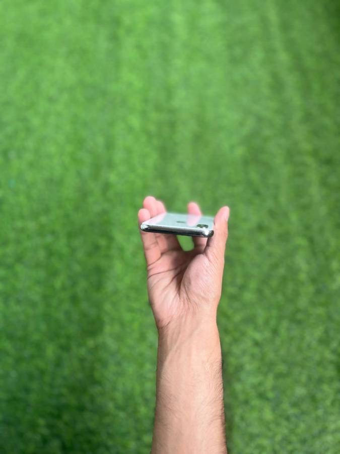 iPhone X