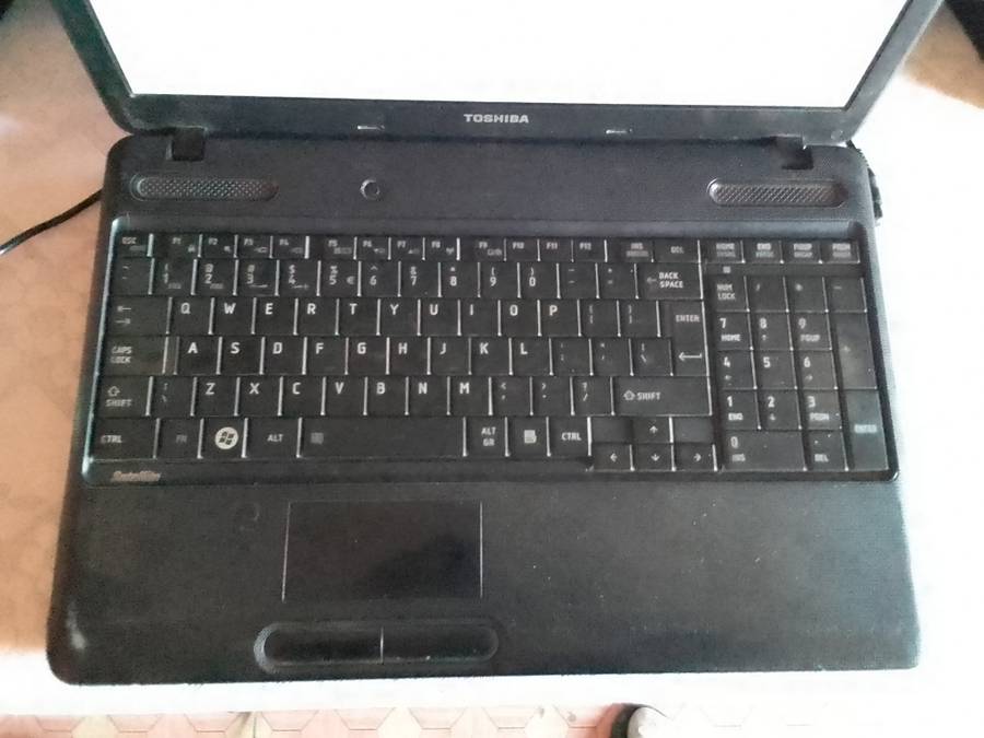 Toshiba Satellite C660 Laptop (Read)