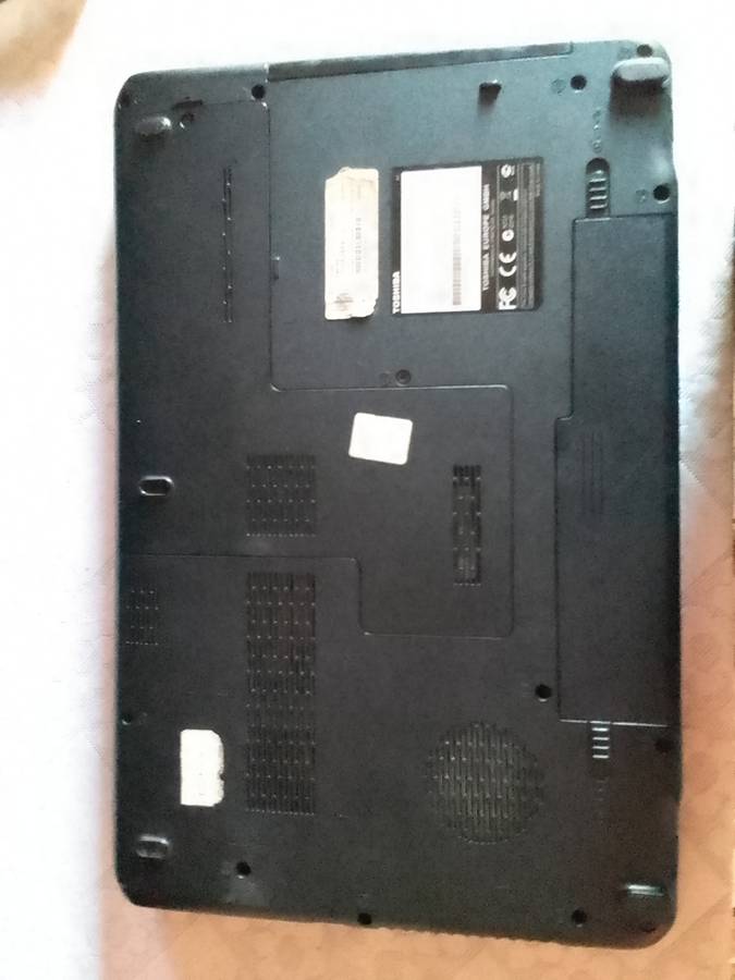 Toshiba Satellite C660 Laptop (Read)