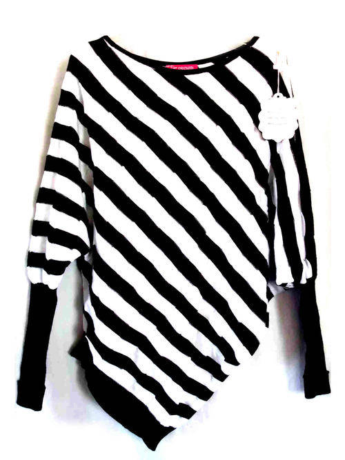 Fashion Unbalanced Long Knitwear Black/White