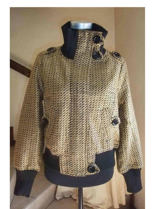 European Style Women Coat Size 34/36