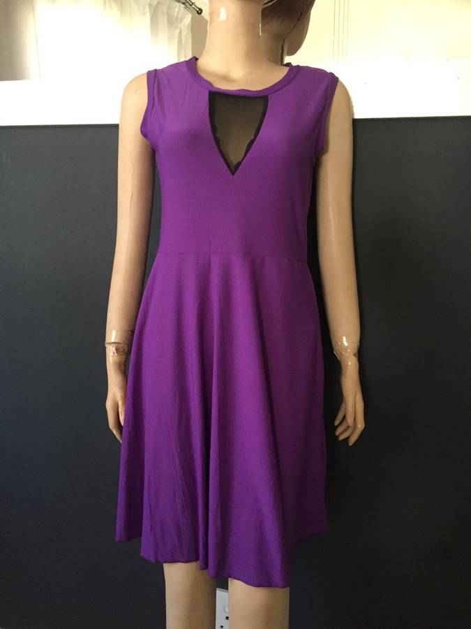 " CLEARANCE GIVEAWAY " Summer Sleeveless Round Neck Dress Size 34-36