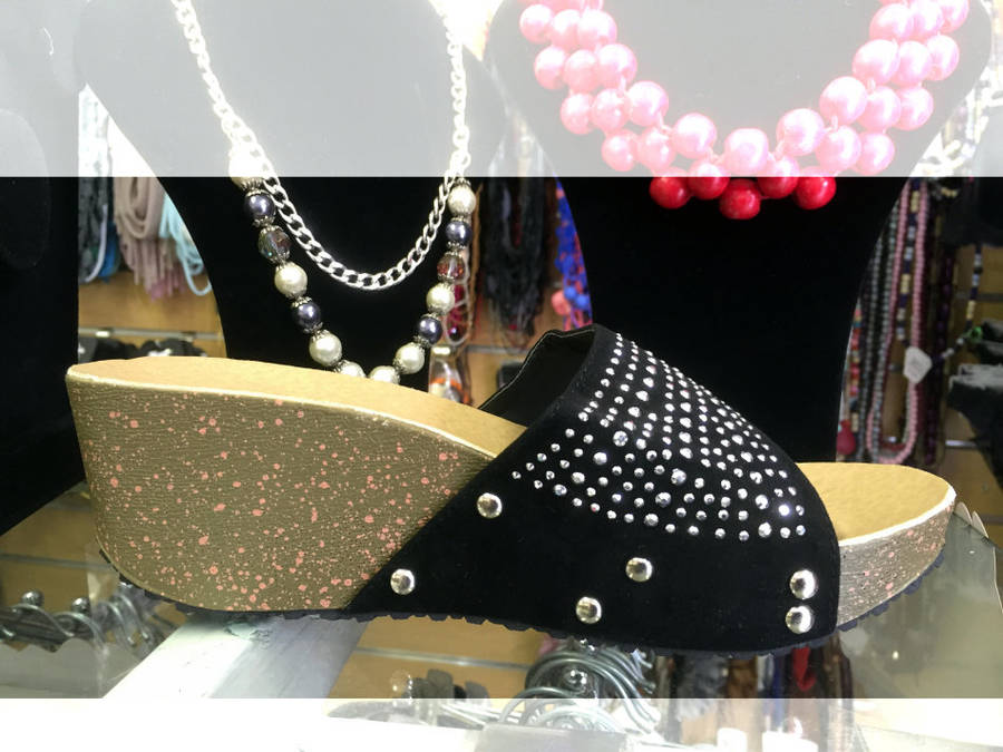 Flat Chunky Heel LightWeight Sandals Size 7