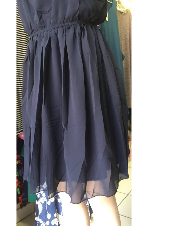 Skater Dress Knee Length V-Neck Size 38-40
