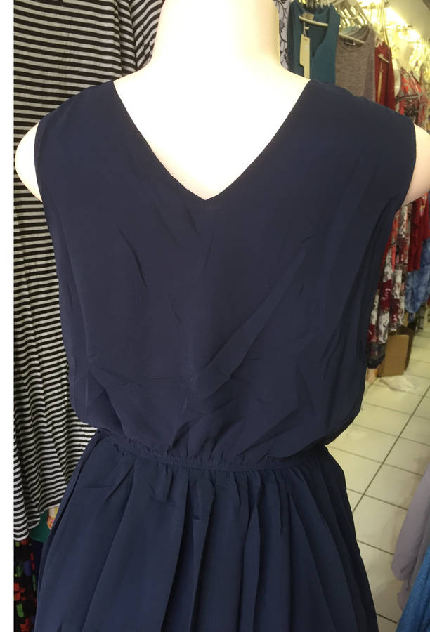 Skater Dress Knee Length V-Neck Size 38-40