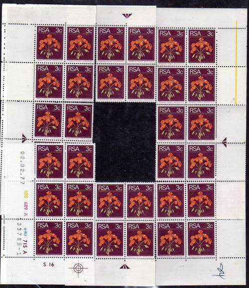 1974 RSA 3c Def. Unusual Minisheet of all 4 corners plus 4 arrows. MNH