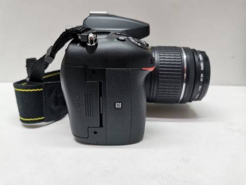 Nikon D7200 Dslr camera with 18-55mm & 70-300mm zoom lens
