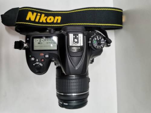 Nikon D7200 Dslr camera with 18-55mm & 70-300mm zoom lens
