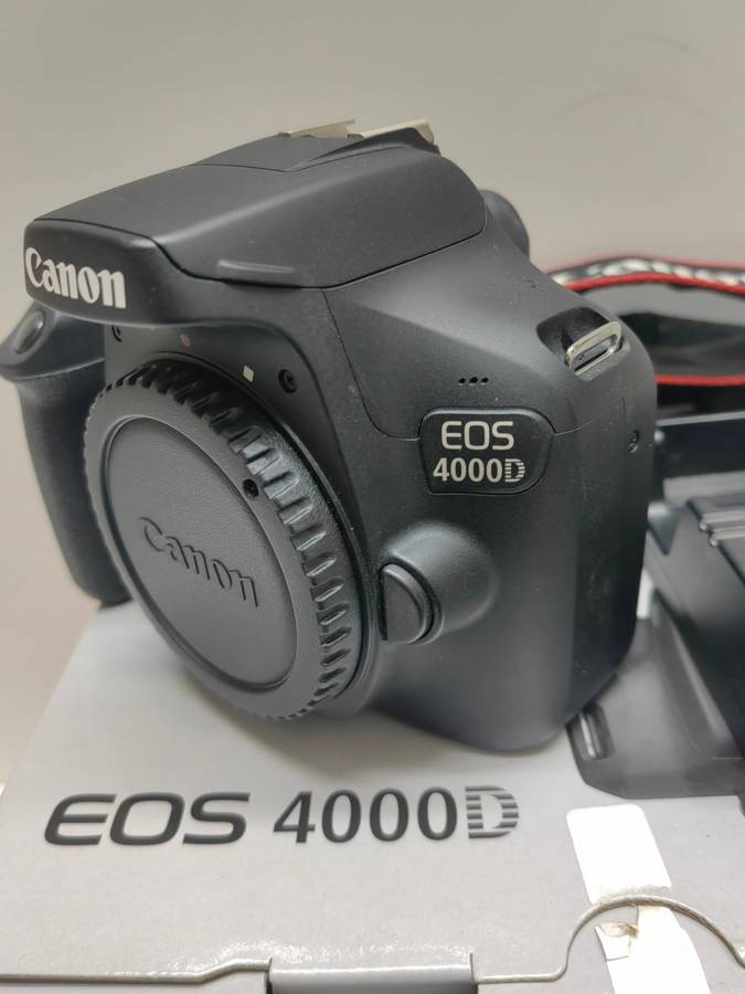 Canon EOS 4000D Body