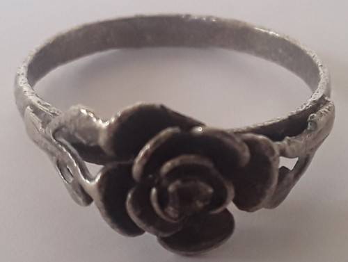 A lot of 3 solid sterling silver rings. *1 bid for all 3!!!*