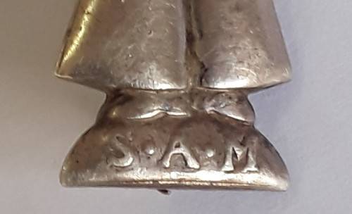 PAIR OF SA WW2 `SAILOR S.A.M` SILVER BADGES.