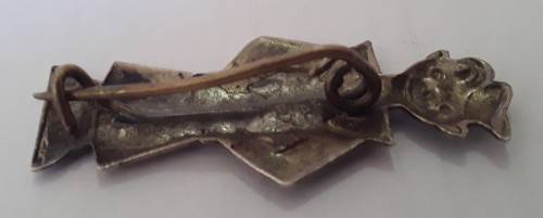 PAIR OF SA WW2 `SAILOR S.A.M` SILVER BADGES.