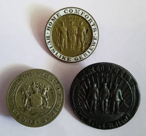 3 x WW2 South Africa badges.  1 bid takes all!