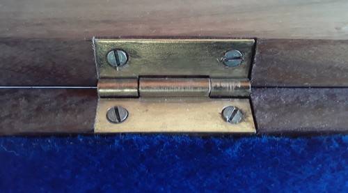 A VINTAGE SOLID YELLOWWOOD AND IMBUIA LARGE BOX BY KARL KNORR.