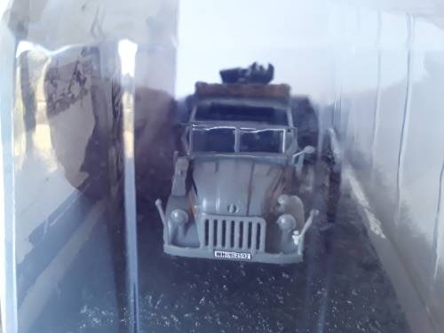 Boxed WW2`Steyr 1500/A01 + 2cm Flak, 1943` Military Vehicle. Amercom Collection. Scale 1:72.