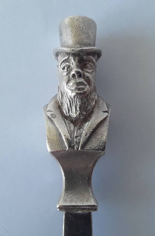 Solid silver Paul Kruger Spoon to commemorate `Battle of Amajuba`. Cape Mint. 925. 39.73 grams.
