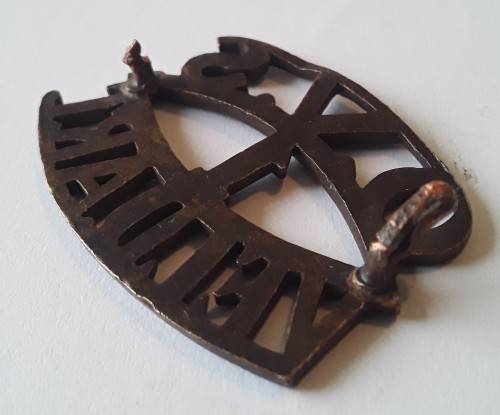 Early `Oranje Vrystaat 1ste Bataljon (Bloemfontein) Veld Artillerie` Shoulder Title.