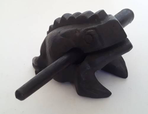Vintage SE Asian Traditional Guiro Frog Percussion Instrument.