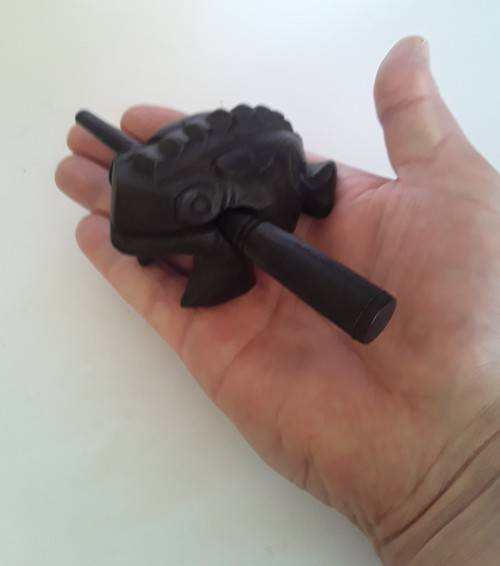 Vintage SE Asian Traditional Guiro Frog Percussion Instrument.