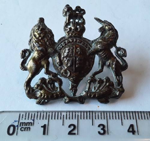Boer War Home Counties Reserve Regiment Cap Badge. Lugs intact.