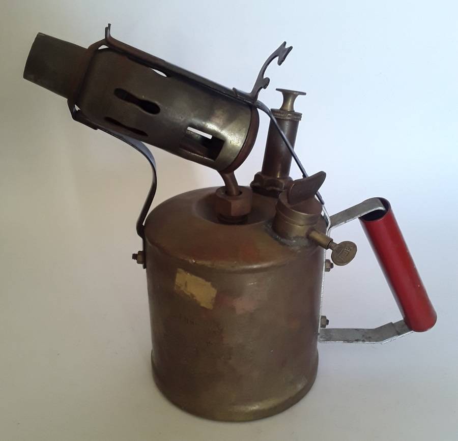 Vintage Brass `Pamus` 2 Pint Blow Torch.