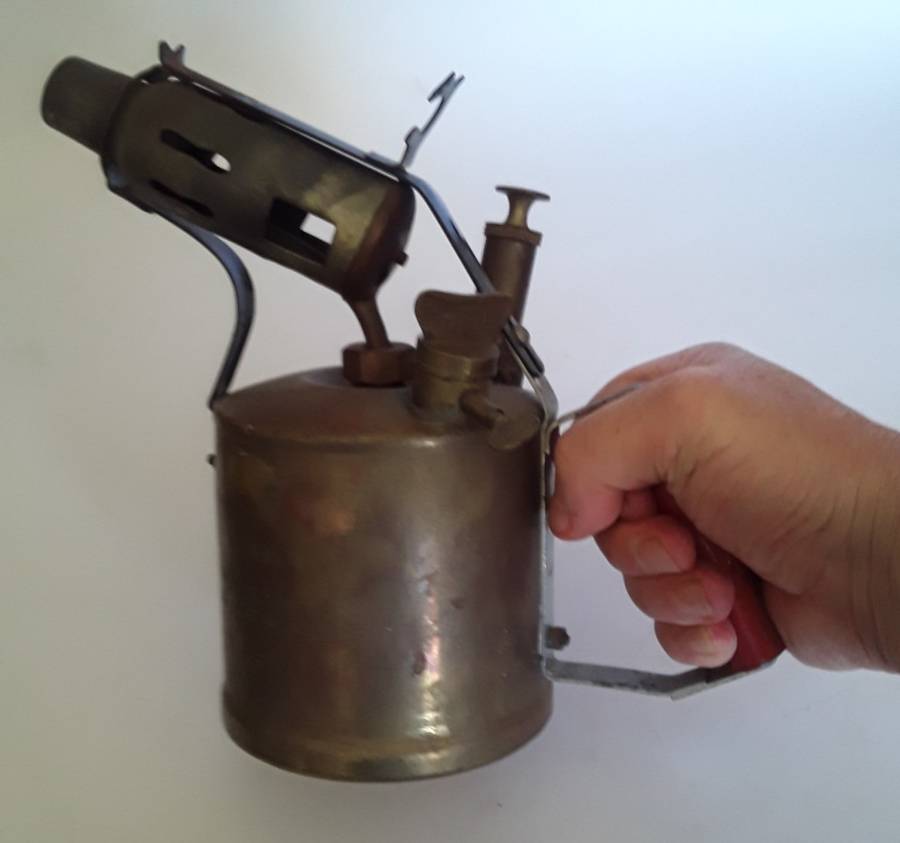 Vintage Brass `Pamus` 2 Pint Blow Torch.