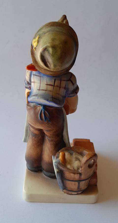 Vintage Hummel Figurine `The Builder`. 1964-1972.
