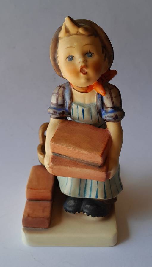 Vintage Hummel Figurine `The Builder`. 1964-1972.