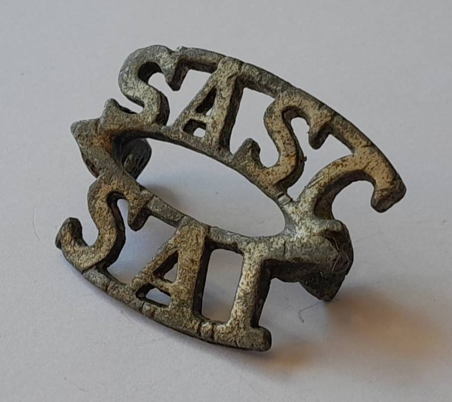 South Africa Service Corps Brass Title. Lugs Intact.