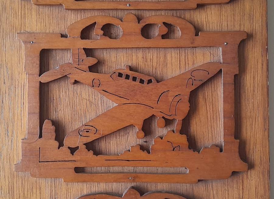 WW2 Hand Carved Oak And Walnut Hanging Mirror Wall Display. Dated 1939. 67 x 50 cm.