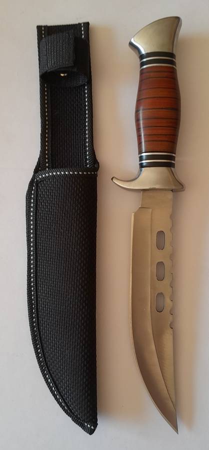 U.S.A. Saber Columbia 440C Tactical Knife with Belt Sheath.  30.5cm.