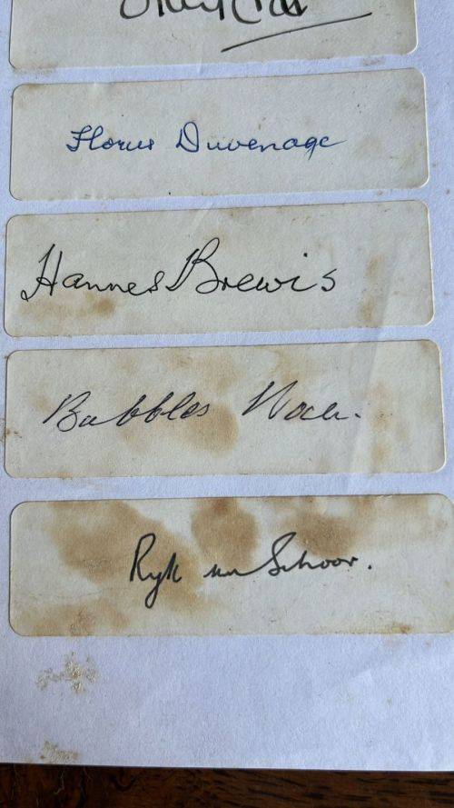 1949 Springbok Original Signatures (7)