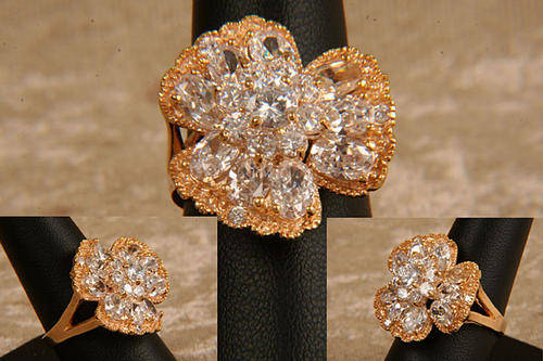 STUNNING 6CT TW DINNER RING, SZ 7