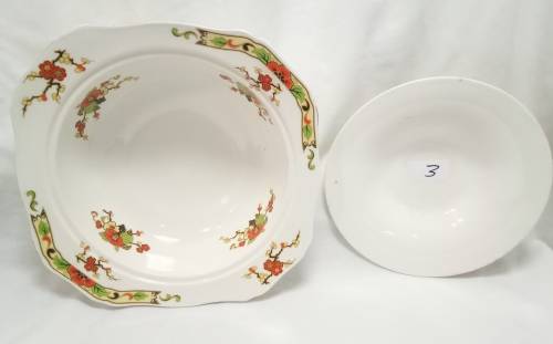 Alfred Meakin `Avalon` Casserole dish with lid Nr3