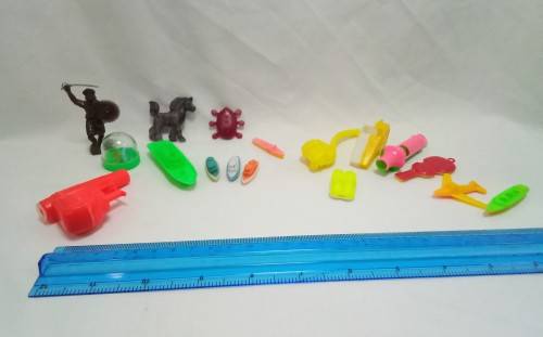 1980`s Plastic toy lot x3