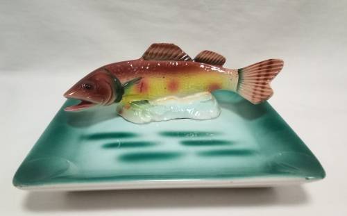 Lovely vintage ashtray with fish