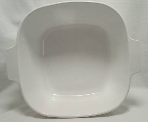 Very large Vintage Corning ware P-84-B, 4 quart lidded dish