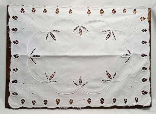 Beautiful Vintage tray cloth