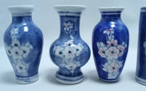 Five cute mini blue and white vases