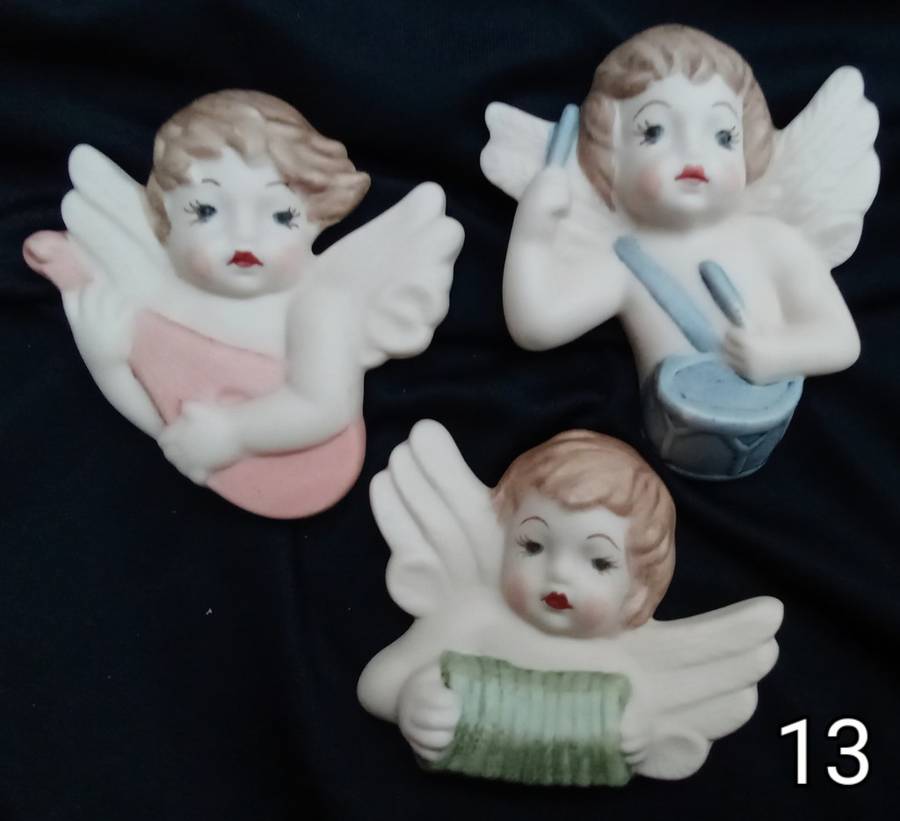 Set of 3 Porcelain angels in perfect condition