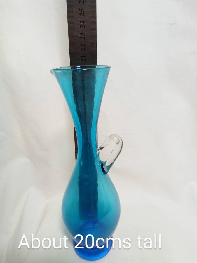 Lovely Vintage turquoise glass vase