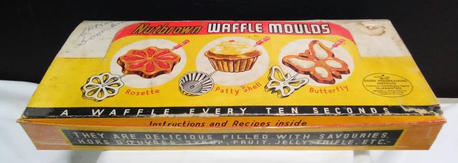 Vintage Nutbrown Waffle Moulds England - with original box and leaflet