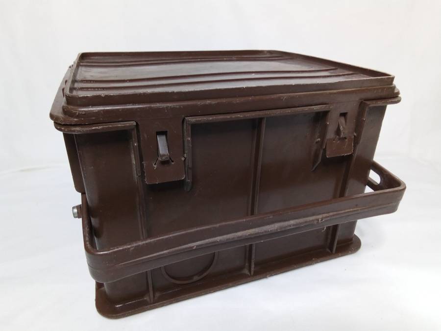Small ammo box - dated Nov. 1974