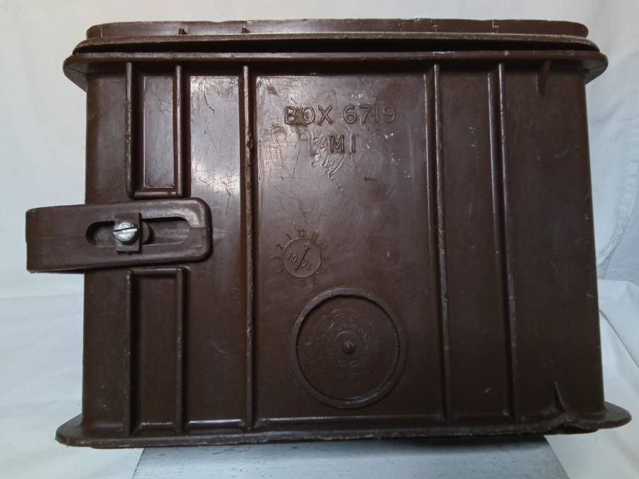 Small ammo box - dated Nov. 1974