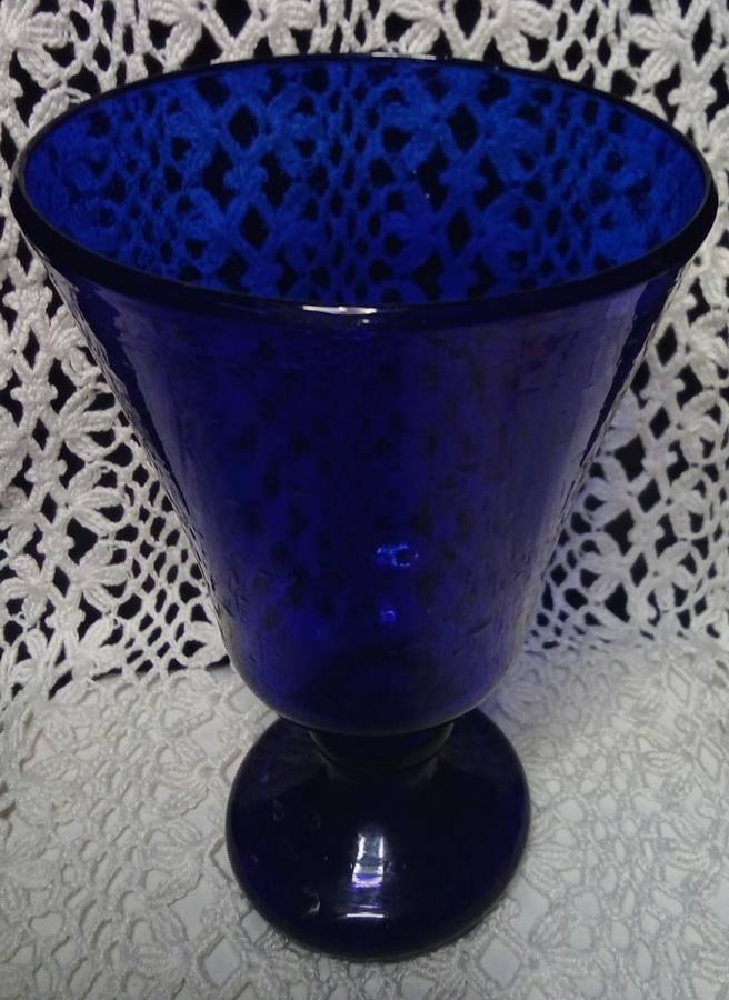 Beautiful Vintage mouth blown cobalt blue goblet glass/vase