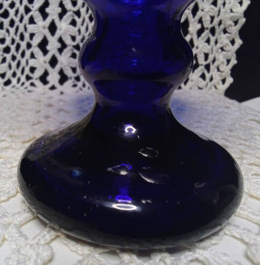 Beautiful Vintage mouth blown cobalt blue goblet glass/vase